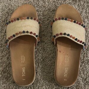 Toms Pom Sandals